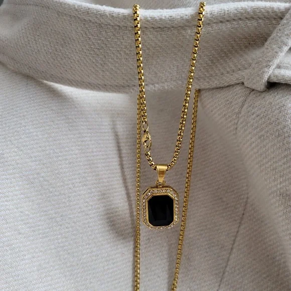ₓ｡𐐒

Black  Necklace - Picture 2 of 7